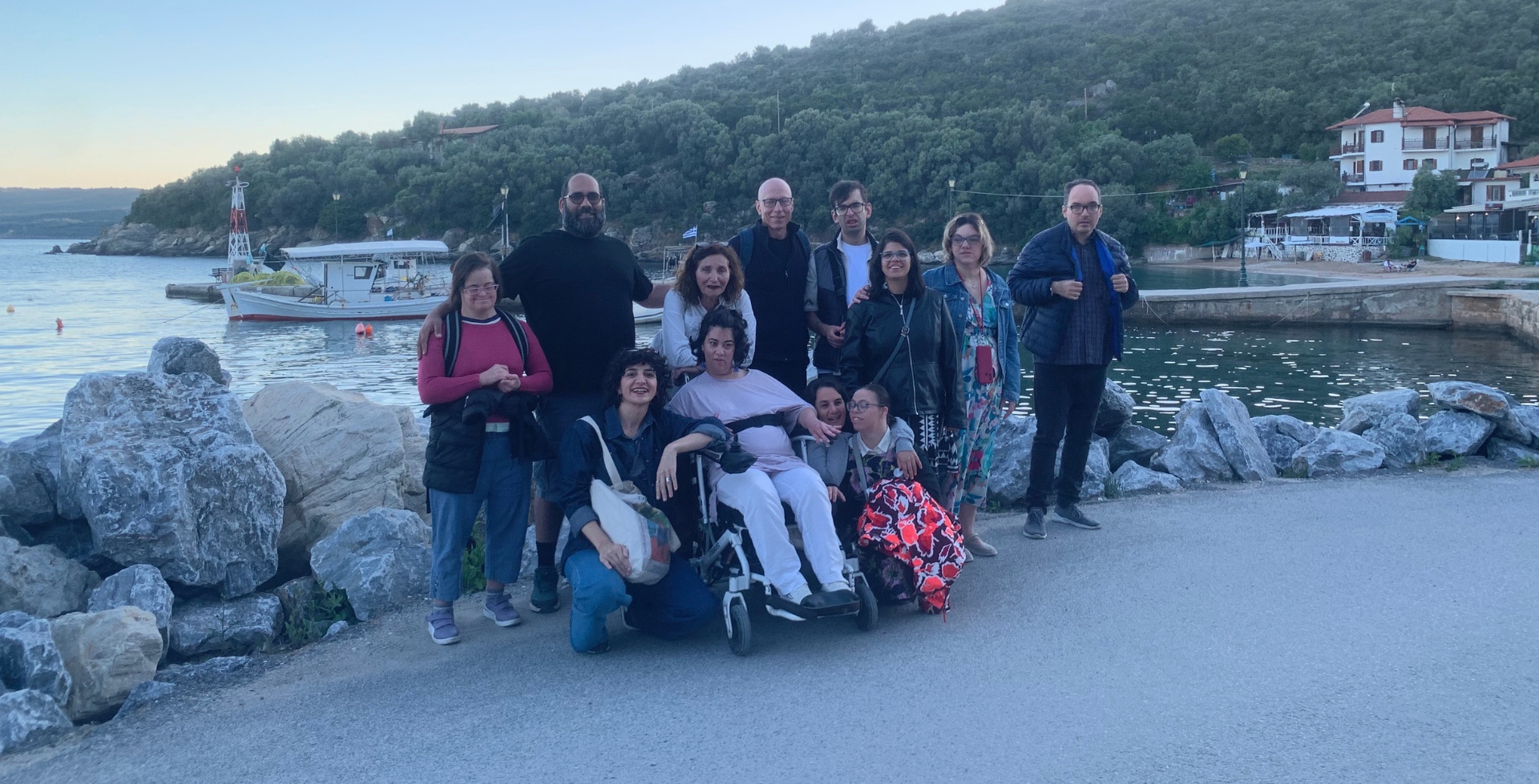 Μια ταινία μικρού μήκους ετοιμάζεται - Hero 1